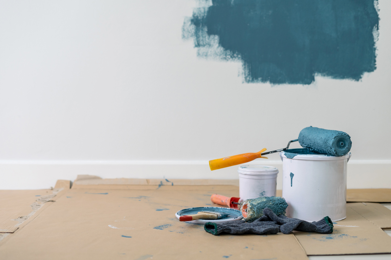 Learn why winter is the best season for interior painting in Clackamas County. Low humidity, fast dry times, and seasonal savings make it ideal.
